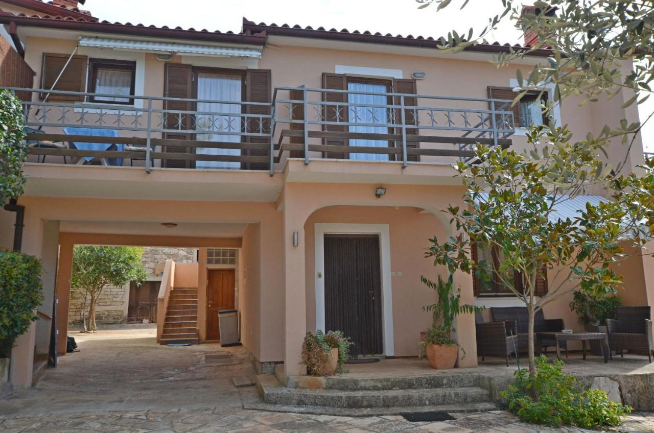 Apartments Josip Pavicini Εξωτερικό φωτογραφία